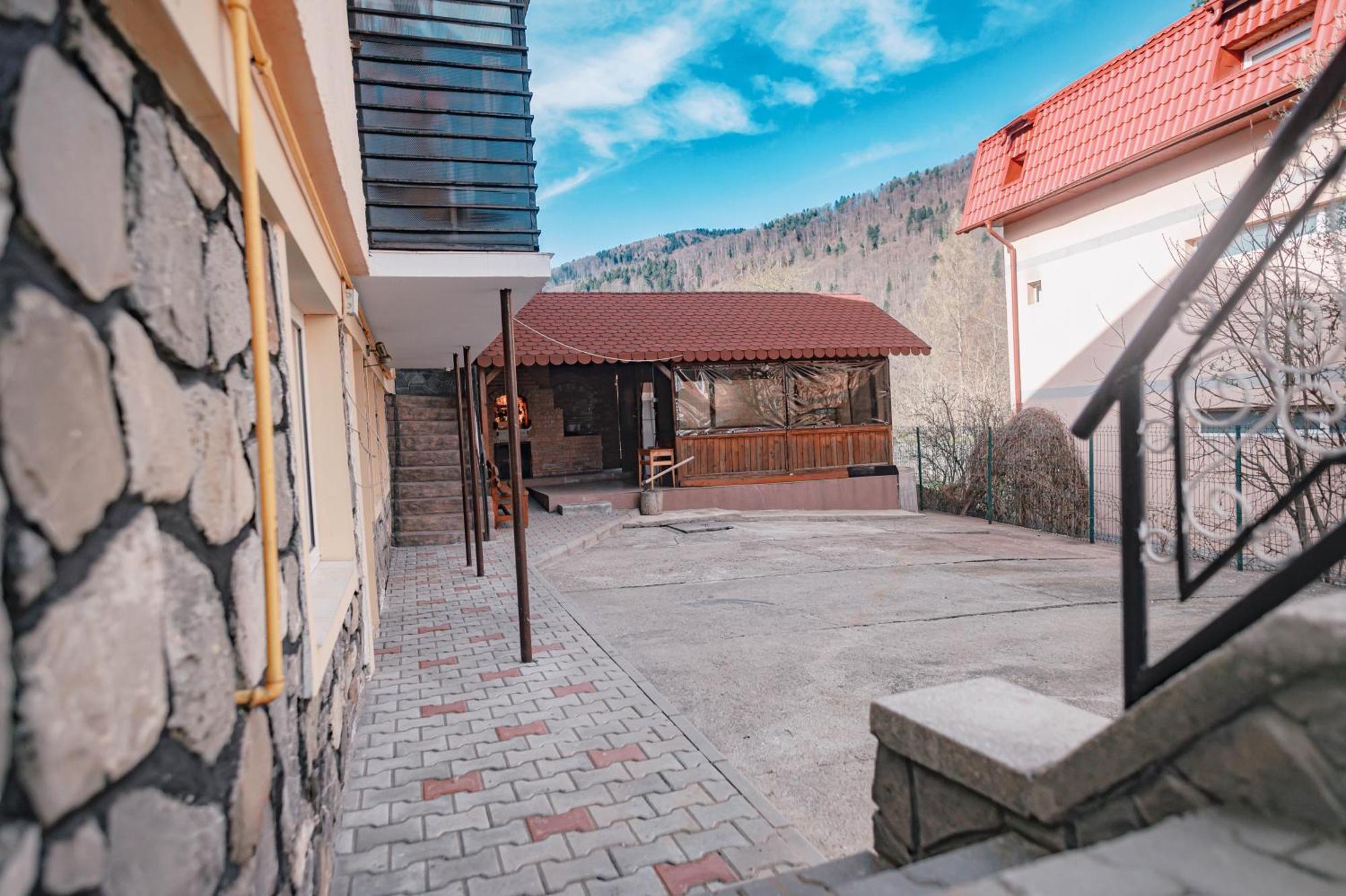 Alpine Bliss Sinaia Hotel Екстериор снимка